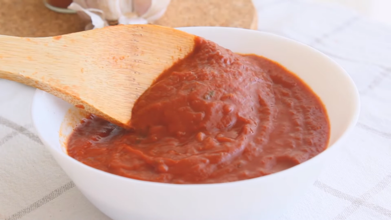 Paradicsom pizzaszósz