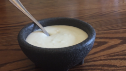 Tejfölös pizzaszósz recept