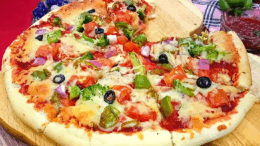 Brokkolis pizza recept