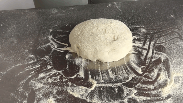 Egyszerű bögrés pizzatészta