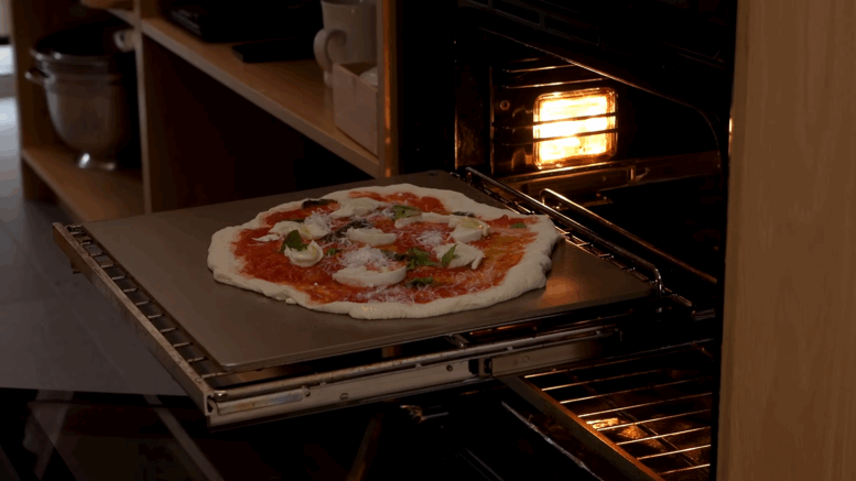 Pizza sütés sütőben